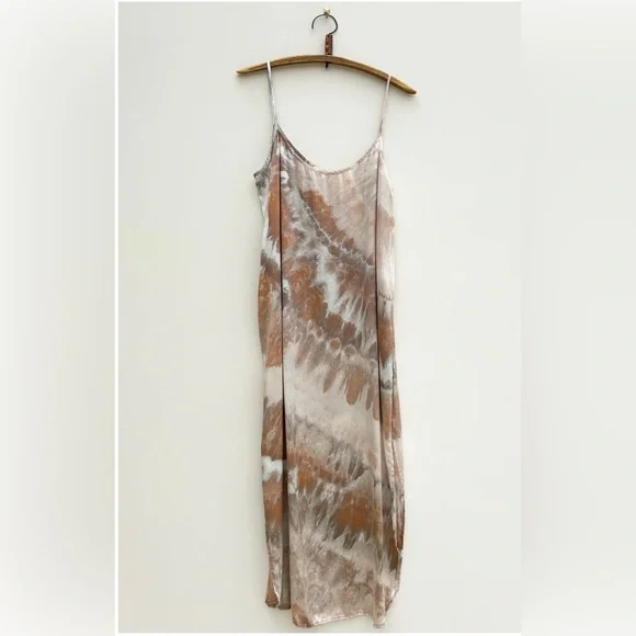 Sueño Made Silk Noil Brown Tie-Dye Slip Dress - Picture 1 of 8